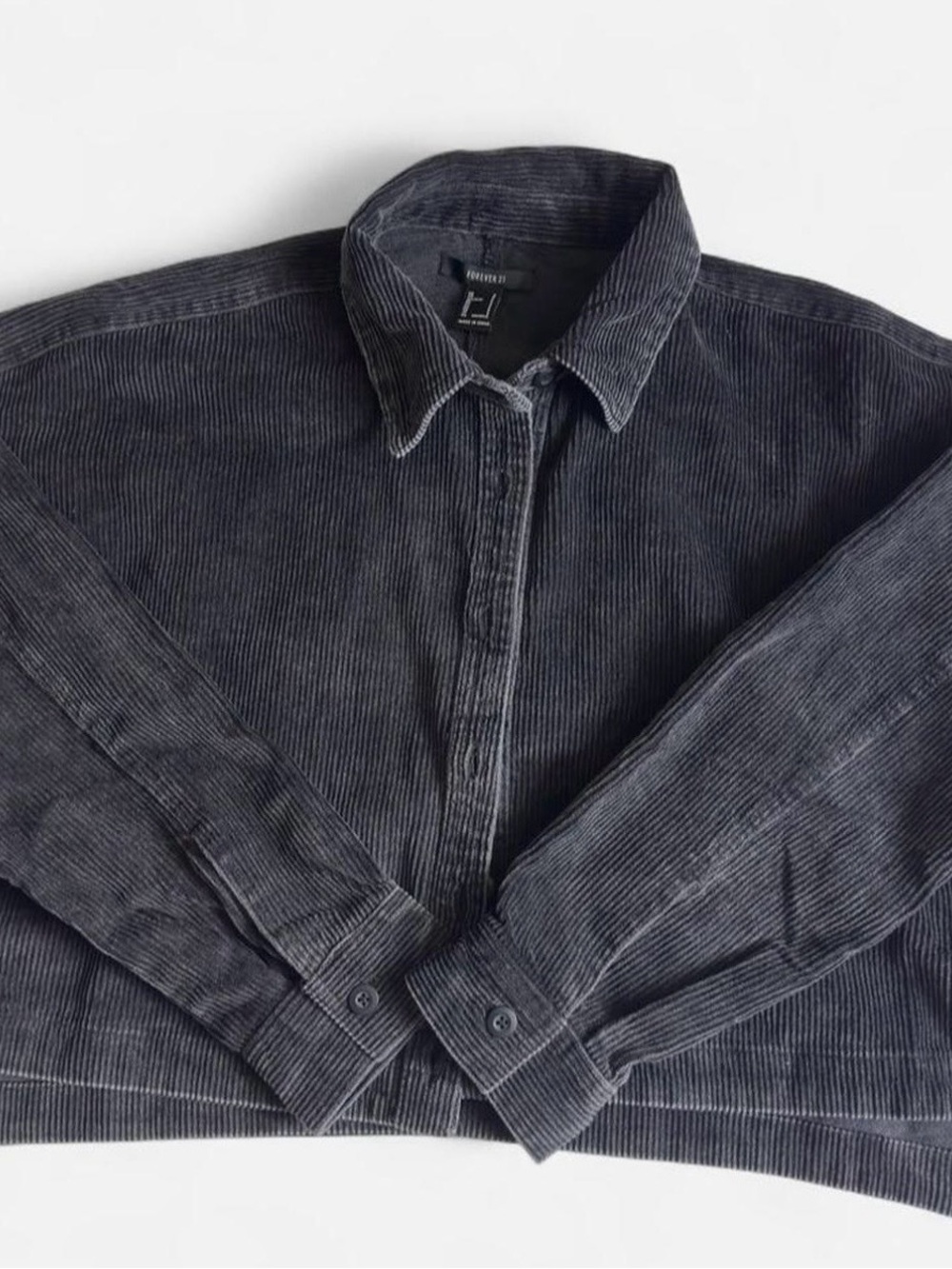 Forever 21 Black/ Gray Corduroy Cropped Button Up Shacket Jacket Size S NWT
